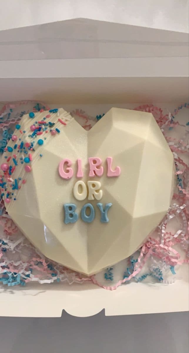 Girl or Boy gender reveal breakable heart